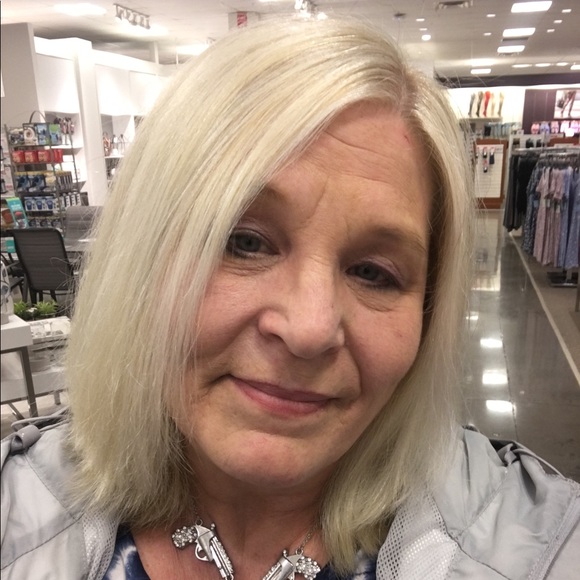 Meet your Posher, Sd - Picture 2 of 2